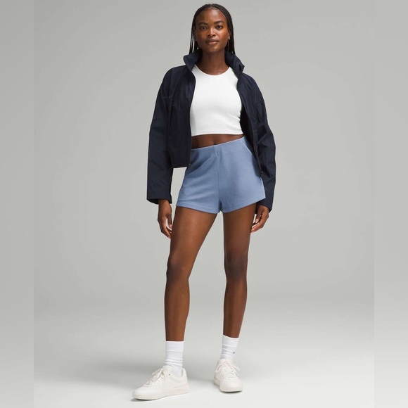 🆕💙 Lululemon Ribbed Softstreme High Rise Short 2” - Oasis Blue - Picture 1 of 8